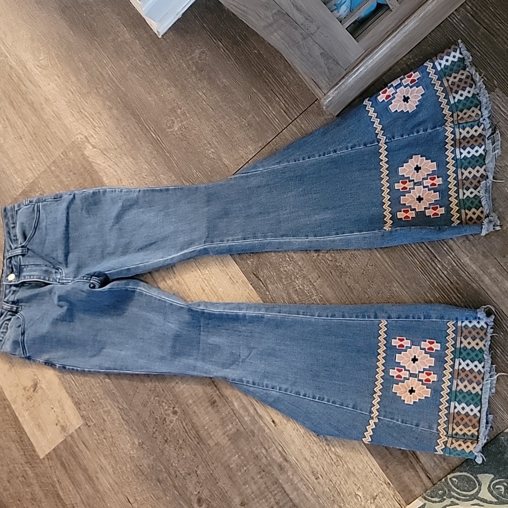 Saints & Hearts embroidered flare jeans